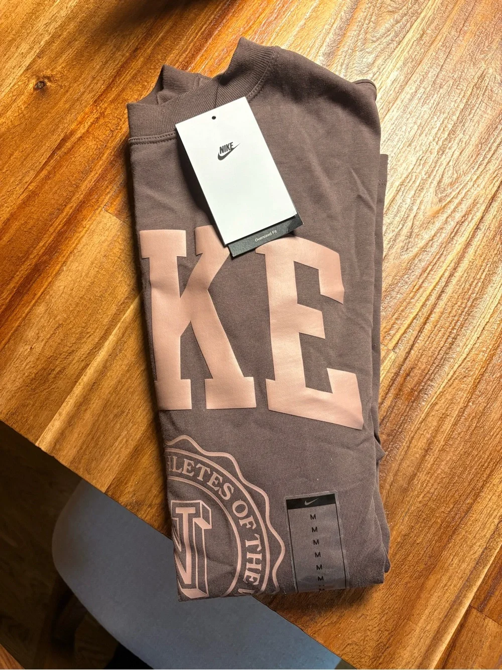 NWT Nike Sportswear Essentials Women's T-Shirt Baroque Brown/Smokey Mauve - Med